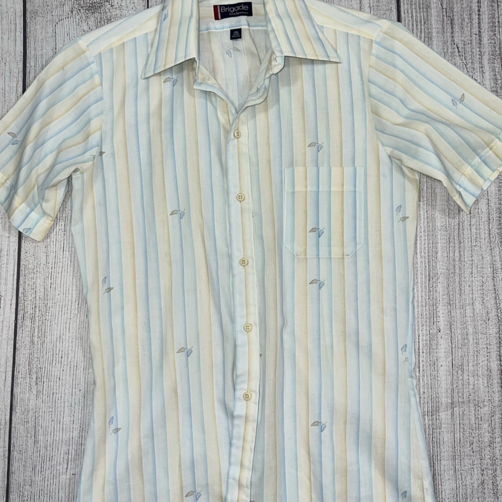 Brigade By Arrow Vintage European Taper Fit Button Down Short Sleeve Shirt